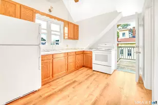 45 Pine St, Waterbury, CT 06710 - Photo 2