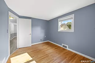39 Whiteside St, Newington, CT 06111 - Photo 18