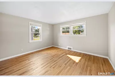 39 Whiteside Street, Newington, CT 06111 - Photo 12