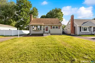 39 Whiteside St, Newington, CT 06111 - Photo 1