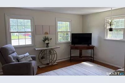 7 Massachusetts Road, Montville, CT 06370 - Photo 16