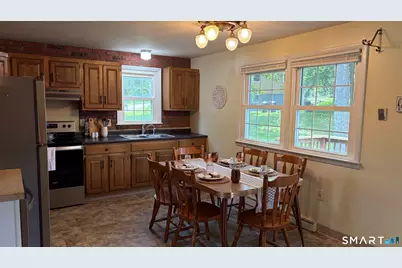 7 Massachusetts Road, Montville, CT 06370 - Photo 8