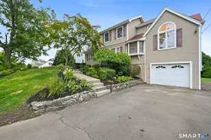 18 Windy Knolls, Greenwich, CT 06831 - Photo 2