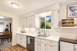 41 Happy Hollow Cir, Stratford, CT 06614 - Photo 4