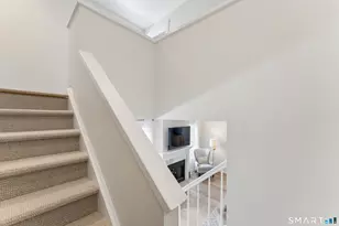 146 Sherman Ct, Fairfield, CT 06824 - Photo 22