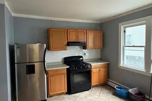140 Enfield St, Hartford, CT 06112 - Photo 8