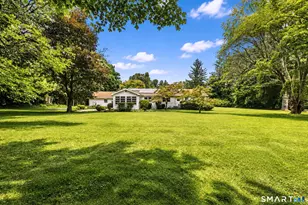 10 Vernon Ct, Woodbridge, CT 06525 - Photo 2