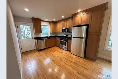 562 Light Street, Stratford, CT 06614 - Photo 6