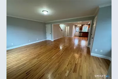 562 Light Street, Stratford, CT 06614 - Photo 2