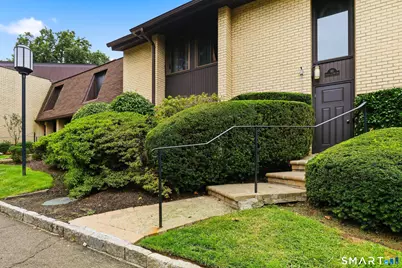 83 Courtland Avenue #5, Stamford, CT 06902 - Photo 2