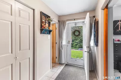 34 Pilgrim Trail, Woodbury, CT 06798 - Photo 2