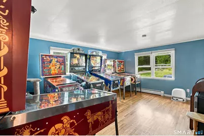 129 Mayflower Lane, Meriden, CT 06450 - Photo 8