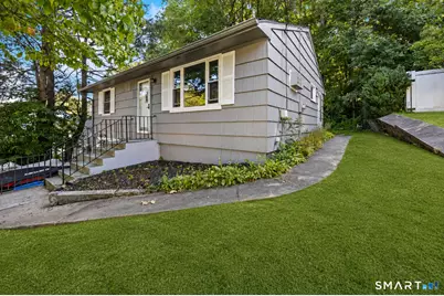 96 Oldham Avenue, Waterbury, CT 06705 - Photo 2