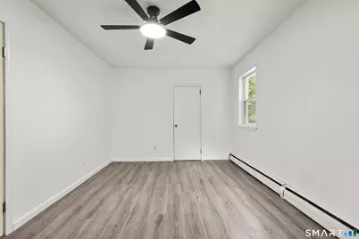 16 Griffin Road South, Bloomfield, CT 06002 - Photo 20