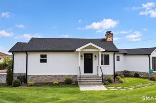 2 Longview Dr, Brookfield, CT 06804 - Photo 2