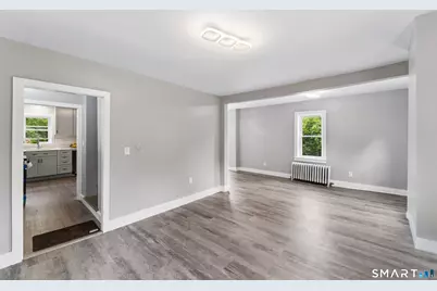 10 Center Street, Windsor Locks, CT 06096 - Photo 16