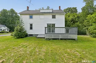 10 Center St, Windsor Locks, CT 06096 - Photo 6