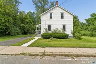 10 Center St, Windsor Locks, CT 06096 - Photo 4