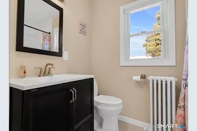 19 East Maple Street, Plainville, CT 06062 - Photo 14