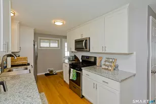 11 Harvest Rd, Enfield, CT 06082 - Photo 12