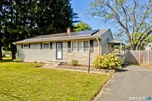 11 Harvest Rd, Enfield, CT 06082 - Photo 2
