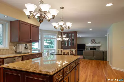 127 Kingswood Drive, Naugatuck, CT 06770 - Photo 10