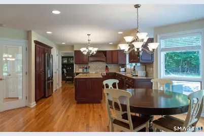 127 Kingswood Drive, Naugatuck, CT 06770 - Photo 8