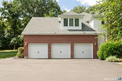 127 Kingswood Drive, Naugatuck, CT 06770 - Photo 32