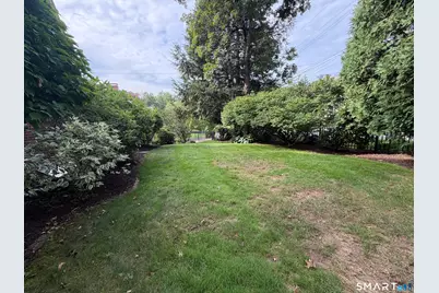53 Belknap Road, West Hartford, CT 06117 - Photo 6