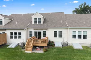733 Championship Drive, Oxford, CT 06478 - Photo 4