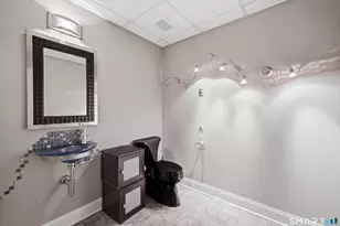 2614 Boston Post Rd, Guilford, CT 06437 - Photo 8