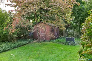 65 Highland St, West Hartford, CT 06119 - Photo 36