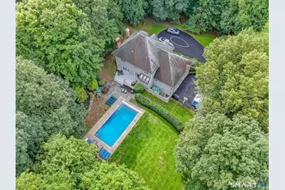 97 Brookhollow Lane, Stamford, CT 06902 - Photo 32