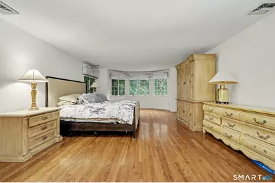 97 Brookhollow Lane, Stamford, CT 06902 - Photo 20