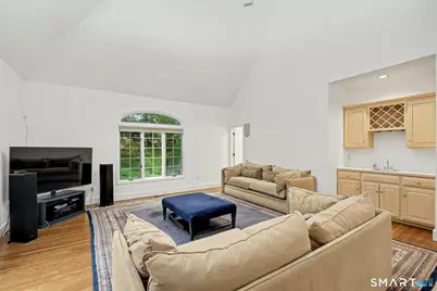 97 Brookhollow Lane, Stamford, CT 06902 - Photo 14