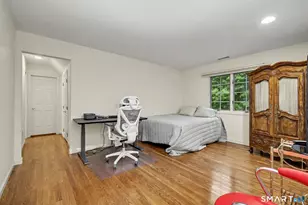 97 Brookhollow Ln, Stamford, CT 06902 - Photo 24
