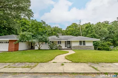 35 Gilman Street, Putnam, CT 06260 - Photo 2