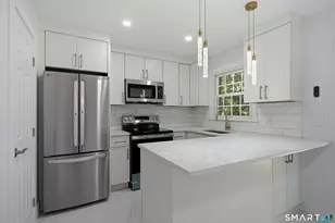 12 Camelot Dr, Norwalk, CT 06850 - Photo 6
