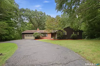 5 Birch Road, Bloomfield, CT 06002 - Photo 2