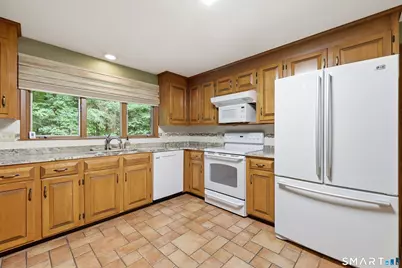 5 Birch Road, Bloomfield, CT 06002 - Photo 14