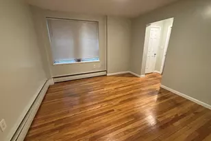 213 Golden Hill St, Bridgeport, CT 06604 - Photo 6
