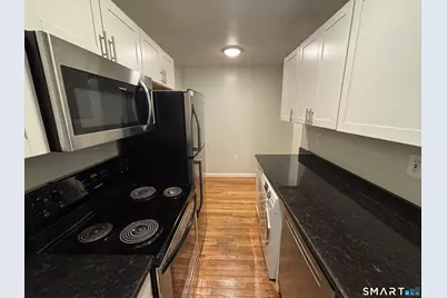 213 Golden Hill Street #1F, Bridgeport, CT 06604 - Photo 8