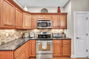 42 Jennifer's Way, Rocky Hill, CT 06067 - Photo 12