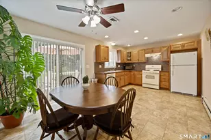 124 Russell St, Waterbury, CT 06708 - Photo 8