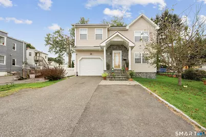 124 Russell Street, Waterbury, CT 06708 - Photo 2