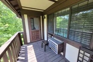 5 Essex Ct, Brookfield, CT 06804 - Photo 14