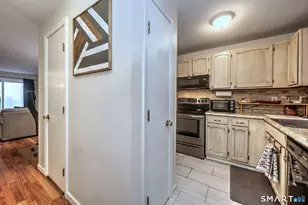 172 Woodland St, Meriden, CT 06451 - Photo 16