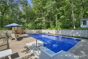 83 Crestwood Dr, Guilford, CT 06437 - Photo 32