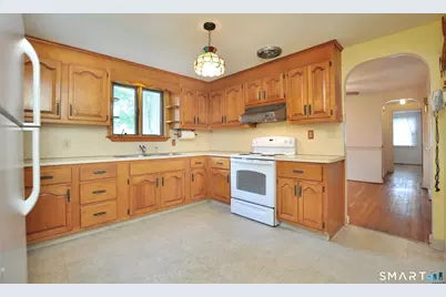 41 Josephine Terrace, Bristol, CT 06010 - Photo 4