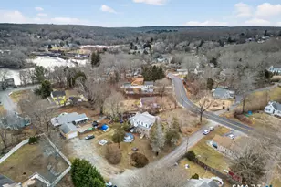 153 Old Norwich Rd, Waterford, CT 06375 - Photo 36